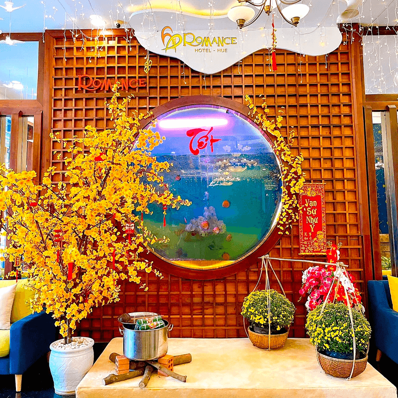 Hue travel Lunar New Year