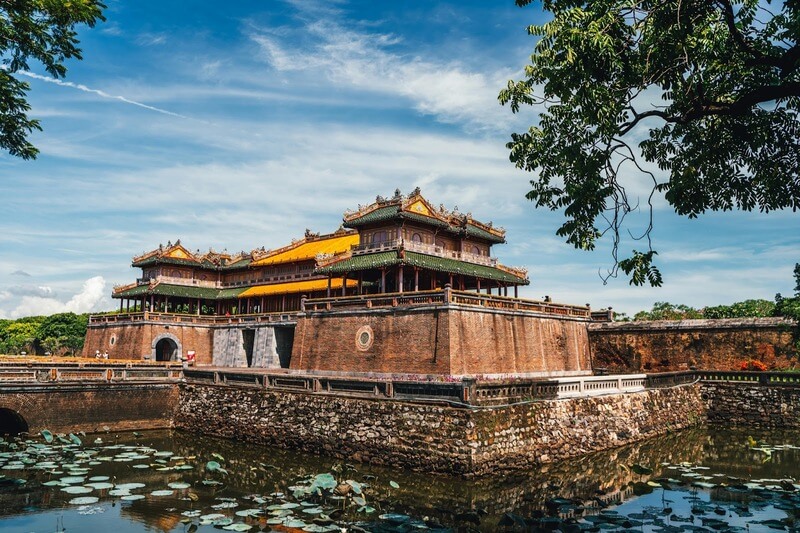 Spring travel in Hue