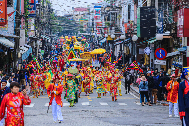 traditional festivals in Hue